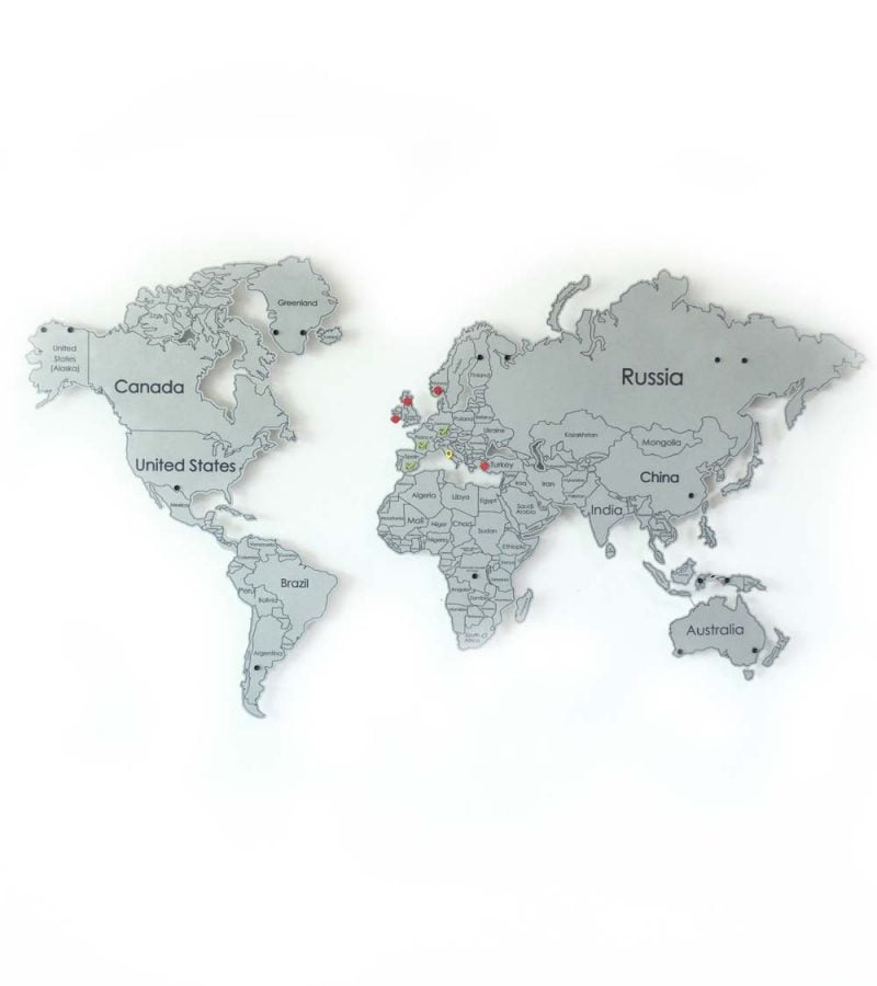 Beyaz zemin üzerinde gümüş, gri renklerde ülkeleri ve kıtaları isimleri ve sınırları ile gösteren Dünya Ülkeler Haritası Dünya Siyasi Harita Zilver
