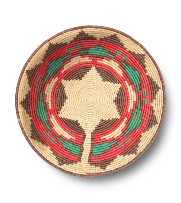 Afrikan Sepet Kete Awherika el yapımı, doğal ve eşsiz bir duvar dekorasyonu ürünüdür. Afrika duvar sepetleri Lavi Tasarım 'da!