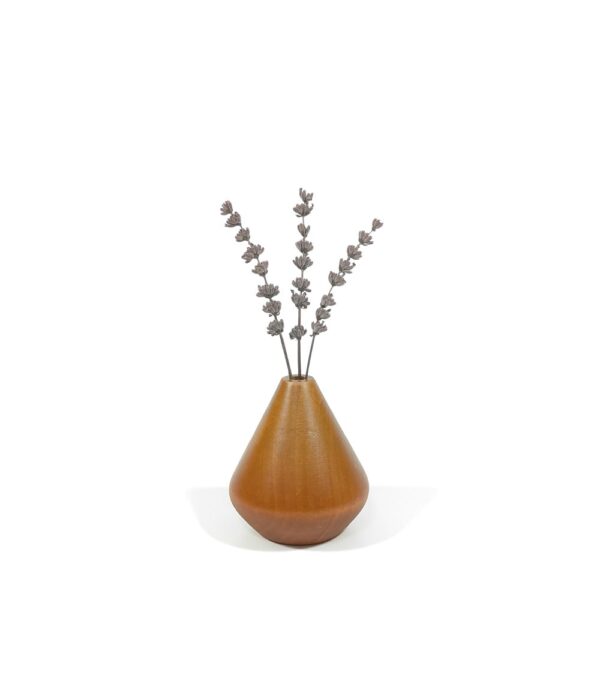 içinde kuru çiçekler olan ahşap ev aksesuarı Woodenheim Kapadokya ceviz doğal ahşap dokusuyla evinize sıcaklık katın, şık ve özgün tasarımı ile dekorasyonunuzu tamamlayın.