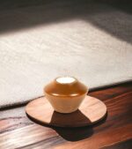Dekoratif mumluk ceviz Woodenheim Assos el yapımı tasarım ağaç aksesuar ücretsiz kargo ve memnuniyet garantisi ile Lavi Tasarım’da!