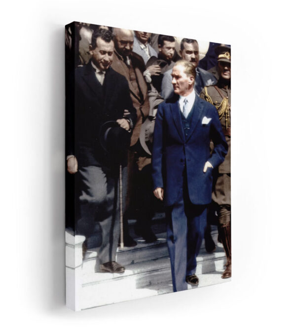 En güzel Atatürk resmi kanvas tablo ve Atatürk ün en güzel fotoğrafları yüksek çözünürlük, üst düzey kalite ve ücretsiz kargo ile Lavi Tasarım 'da!